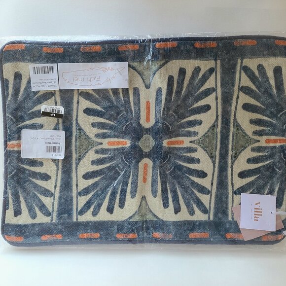 NWT Pair Pottery Barn Clover Lumbar Pillow Cover 14x20 Cotton Blue Set of 2 - Picture 3 of 6